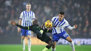 W Premier League po staremu. Brighton nie wygrywa, Moder nie gra