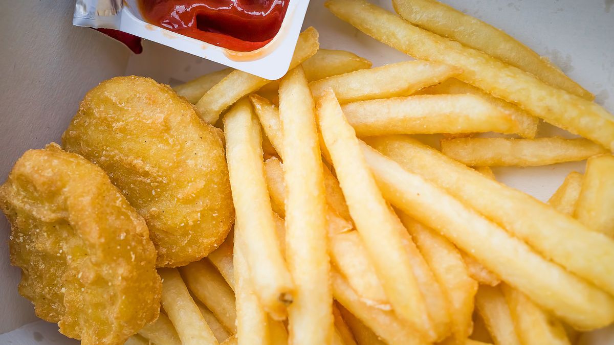 Nuggetsy z McDonald's nie zawierają nawet 50 proc. mięsa