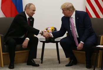 Trump rozmawiał z Putinem. Ponad dwie godziny