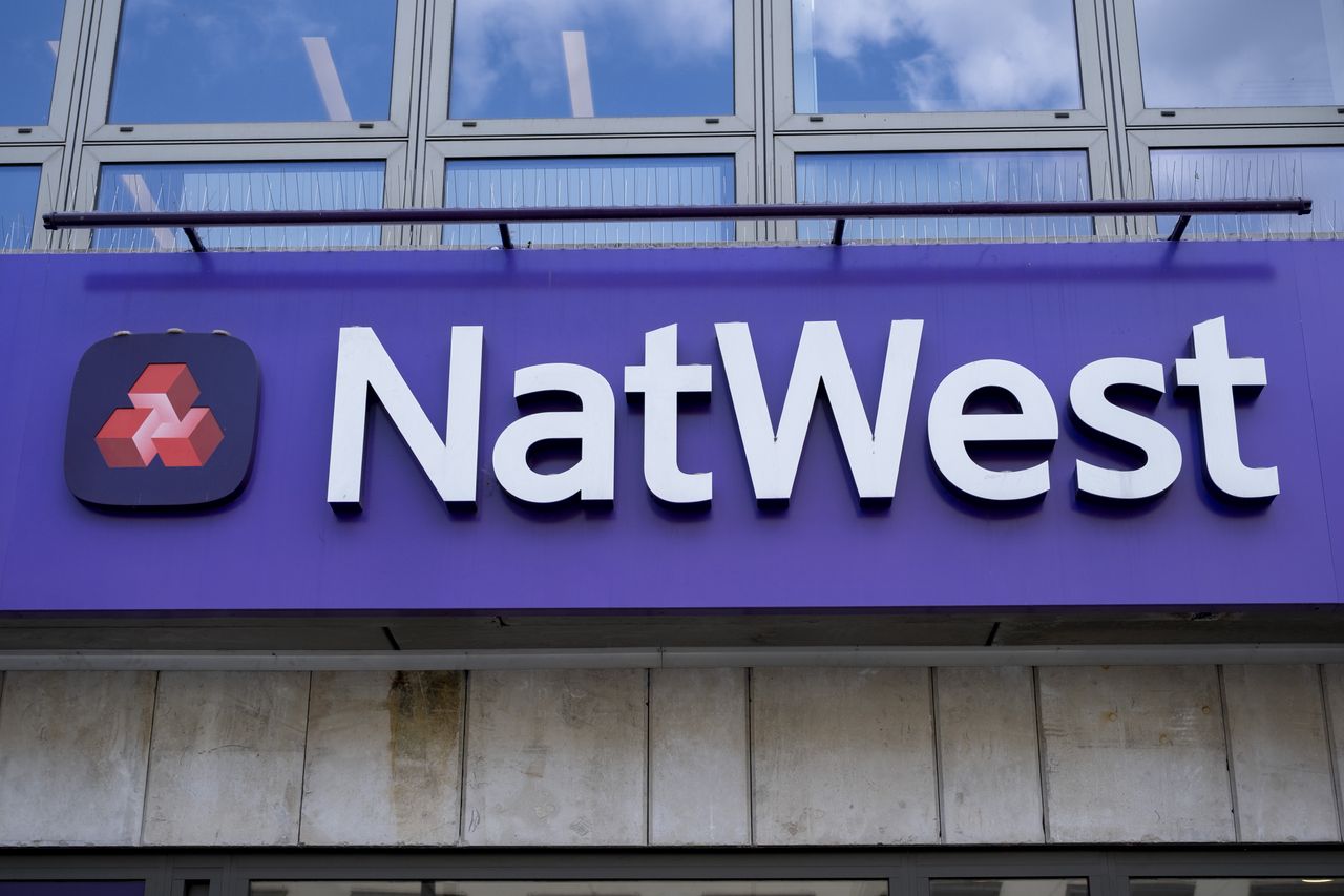 NatWest banking app outage locks thousands out of accounts