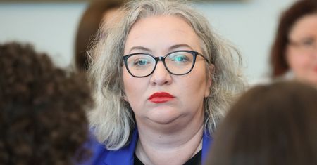 Zapowiedziała poprawkę. "Religia won ze szpitali"