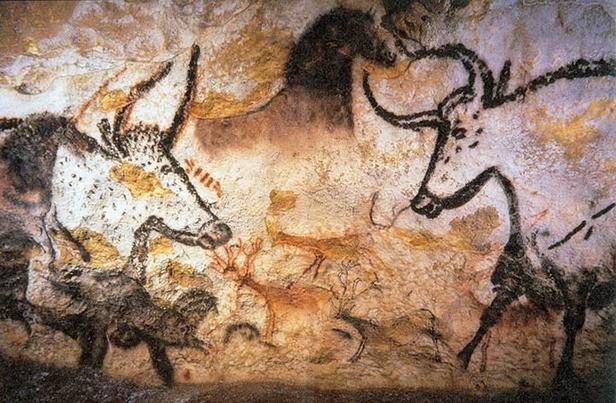 Naskalne malowidła z późnego paleolitu - jaskinia Lascaux we Francji (Fot. Wikimedia Commons)
