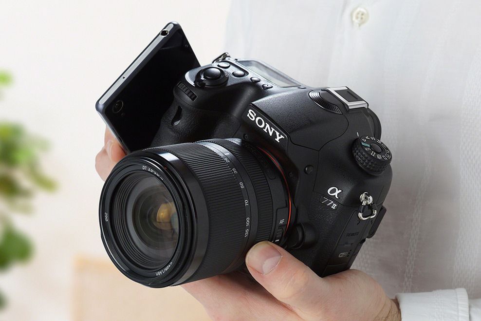 Sony A77 Mark II z 79-polowym systemem AF 1
