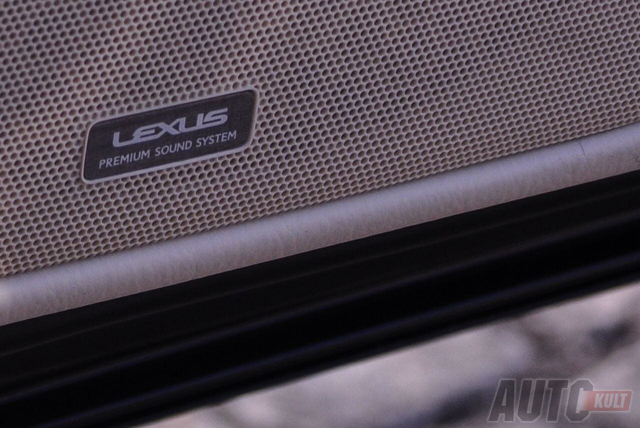 Lexus LS460 (Fot. Marcin Pogorzelski)