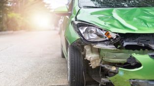 Rowerzysta potrącony na ul. Radomskiej w Starachowicach. 37-latek trafił do szpitala