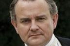 "Downton Abbey": Widzowie mają obsesję na punkcie tego serialu. Wywiad z Hugh Bonavillem
