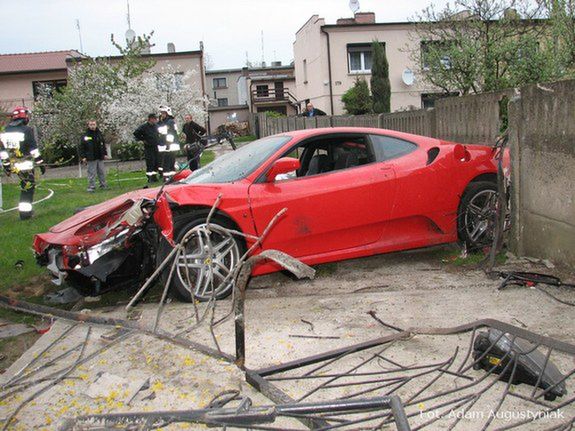 Wypadek Ferrari F430 w Krotoszynie WP Moto