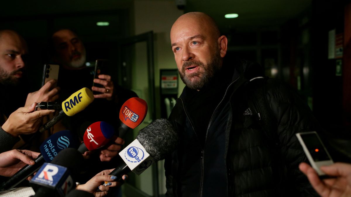 Jacek Sutryk
Jarek Praszkiewicz
CBA, dokumanety, konferencja, prezydent wroc�awia, prokuratura, prokuratury krajowej, wydzia� zamiejscowy