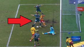 Zablokował swój własny strzał. Niewiarygodne pudło napastnika Legii