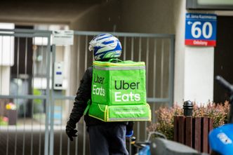 Glovo i Uber Eats na celowniku UOKiK. "Docierają skargi na nieprawidłowości"