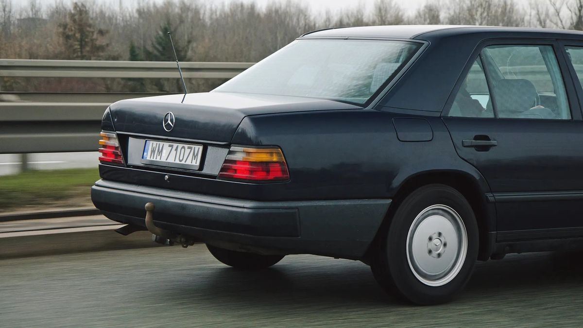 Mercedes W124
