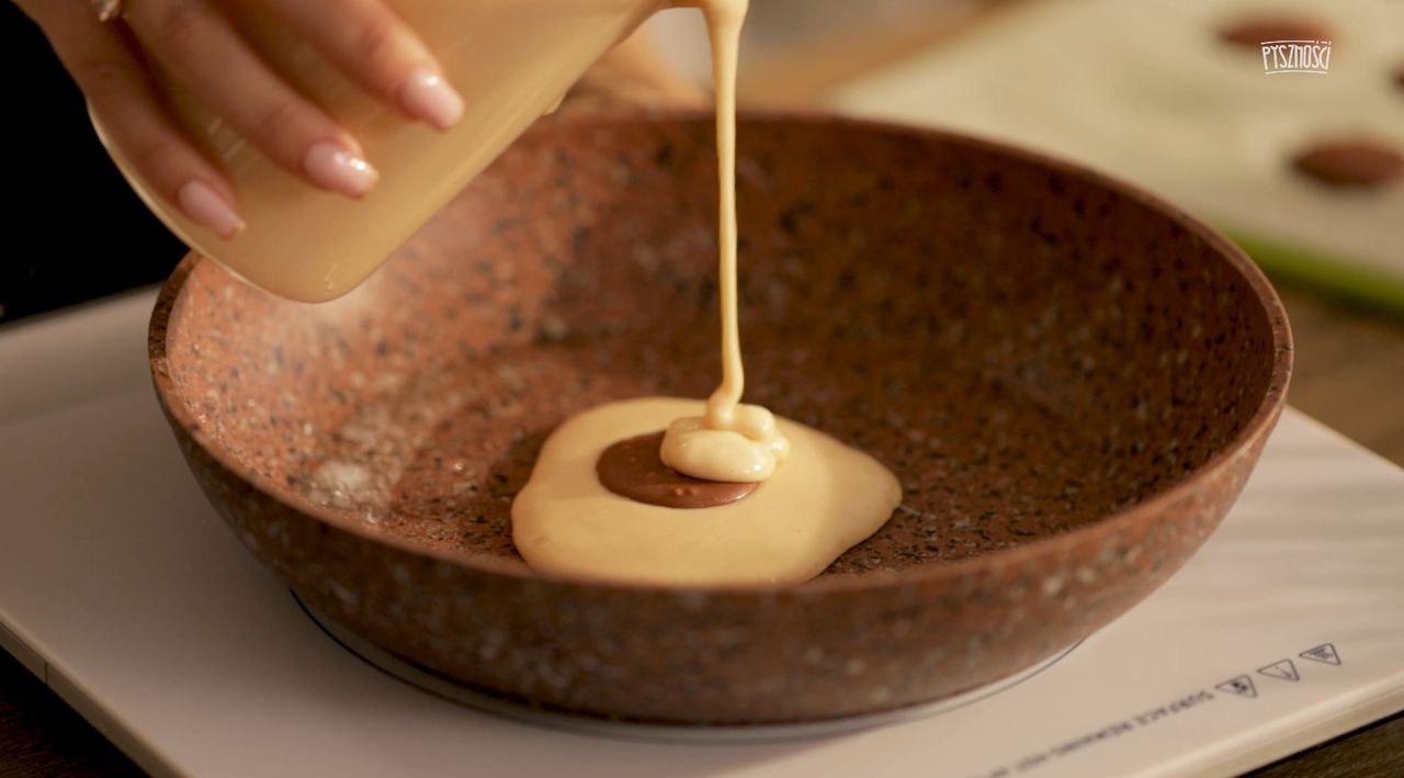 Pancakes with chocolate