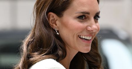 Suknia księżnej Kate to majstersztyk. Krój robi cuda z sylwetką