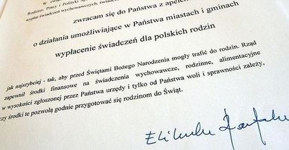 Pieniądze z "Rodzina 500+" jeszcze przed świętami. Minister apeluje, niektóre samorządy słuchają