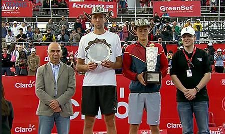 Tomic (drugi z prawej) zdobył swój drugi tytuł w karierze (Foto: Twitter)
