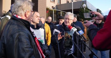 Stanowisko ministra Czesława Siekierskiego w sprawie rolniczych protestów