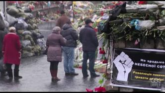 Niezidentyfikowane oddziały na zewnątrz budynków rządowych na Krymie