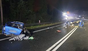 O włos od tragedii. Auto rozpadło się na kawałki