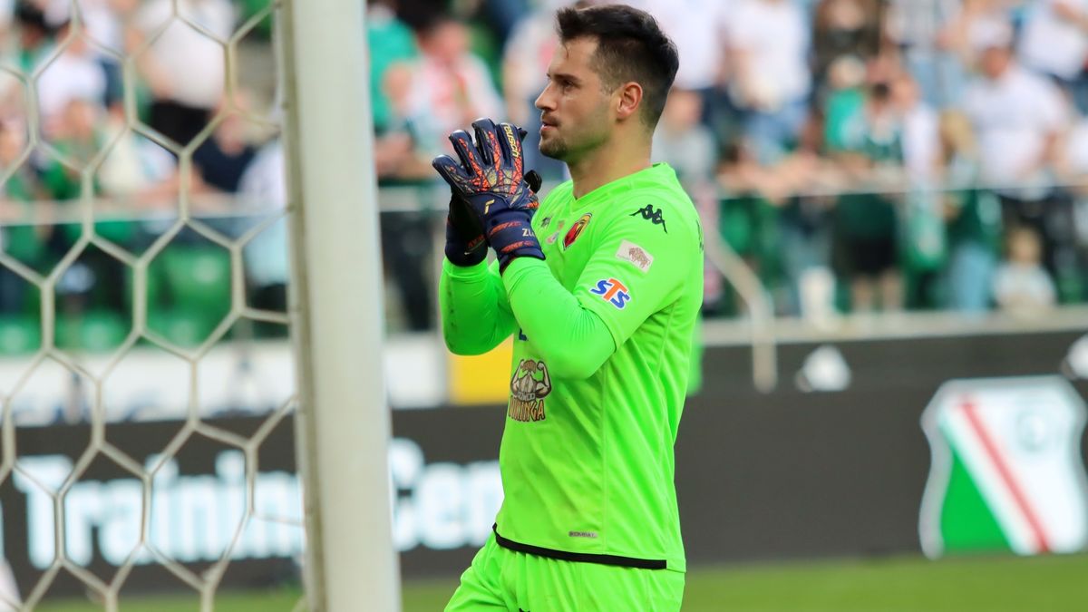 Mateusz Czarnecki / Na zdjęciu: Zlatan Alomerović odchodzi z Jagiellonii Białystok