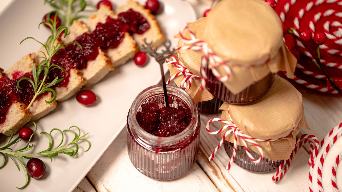 Konfitura żurawinowa idealna do słodkich i słonych dań