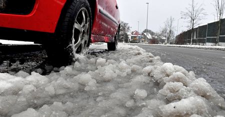 Warszawa. Ostrzeżenie IMGW dla Mazowsza. Będzie bardzo ślisko