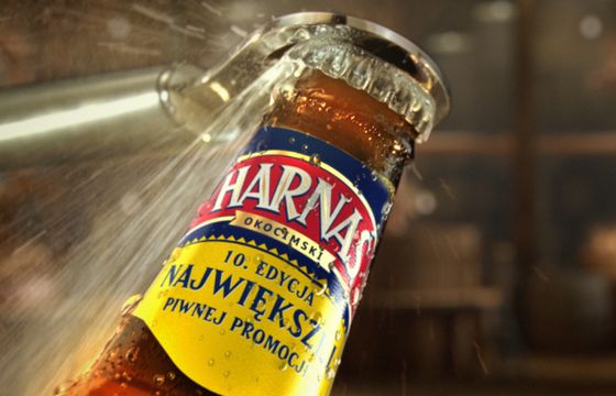 Harnaś dziesiąty raz w promocji „miliony piw rozdaje” (wideo)