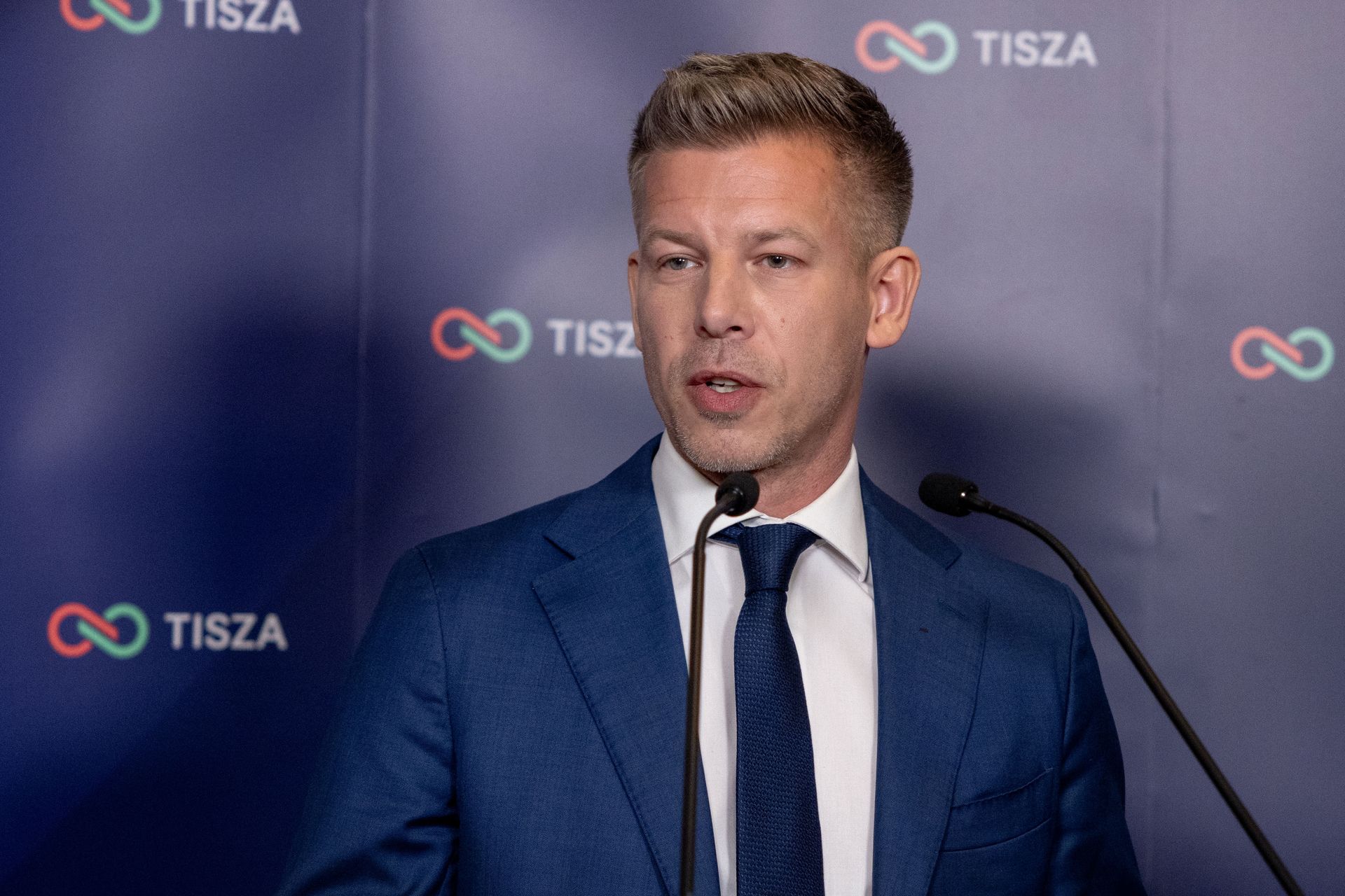 Dwa słowa. Rywal Orbana zamieścił wpis w sieci