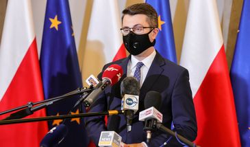 Müller dla WP: "Rząd nie planuje zwieszenia szczepionki AstraZeneca. To może być element gry o rynek"