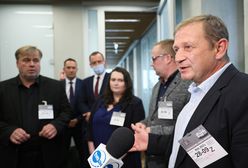 Rodziny zmarłych mężczyzn zlekceważone. Na posiedzeniu komisji nie pojawił się minister