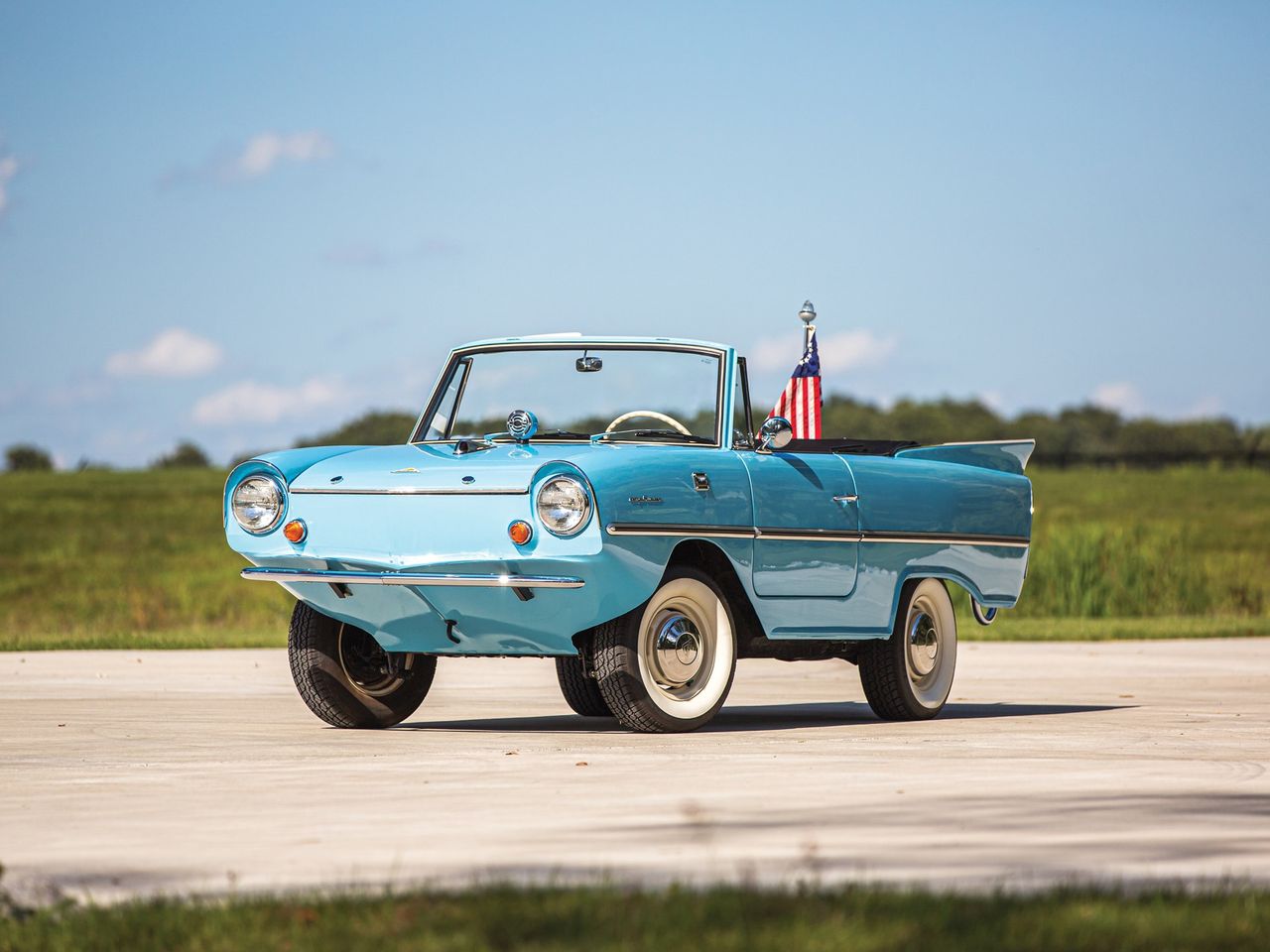 Amphicar 770 był pierwszy i jedynym autem marki Amphicar