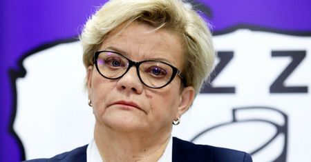 Trzecia fala koronawirusa. Pielęgniarki pracują resztkami sił, brakuje rąk do pracy. "Przechodzimy przez piekło"