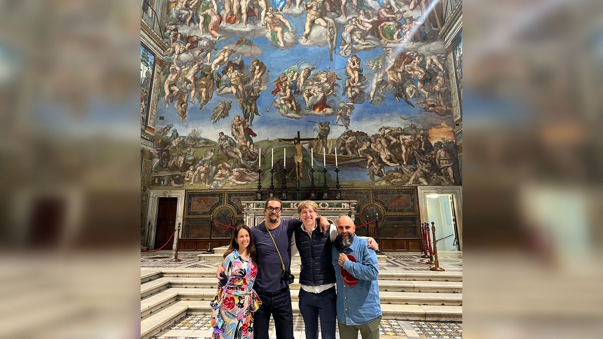 Jason Momoa przeprasza fanów. Aktor robił zdjęcia w Kaplicy Sykstyńskiej 1