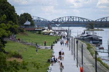 Toruń: Szykuje się wieczór pełen sztuki, muzyki i kina. Sprawdź program wydarzeń na sobotę