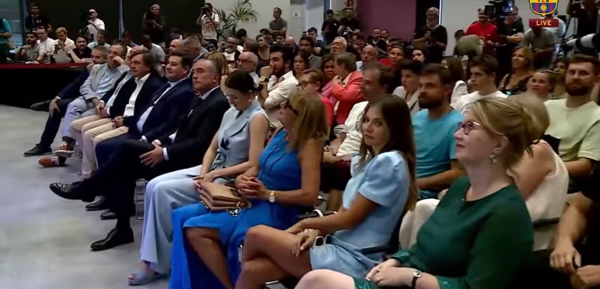 Anna Lewandowska, Iwona Lewandowska i Milena Lewandowska na konferencji FC Barcelony