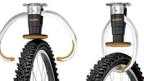 Gladiator Claw - automatyczny hak do wieszania rowerów w garażu 1