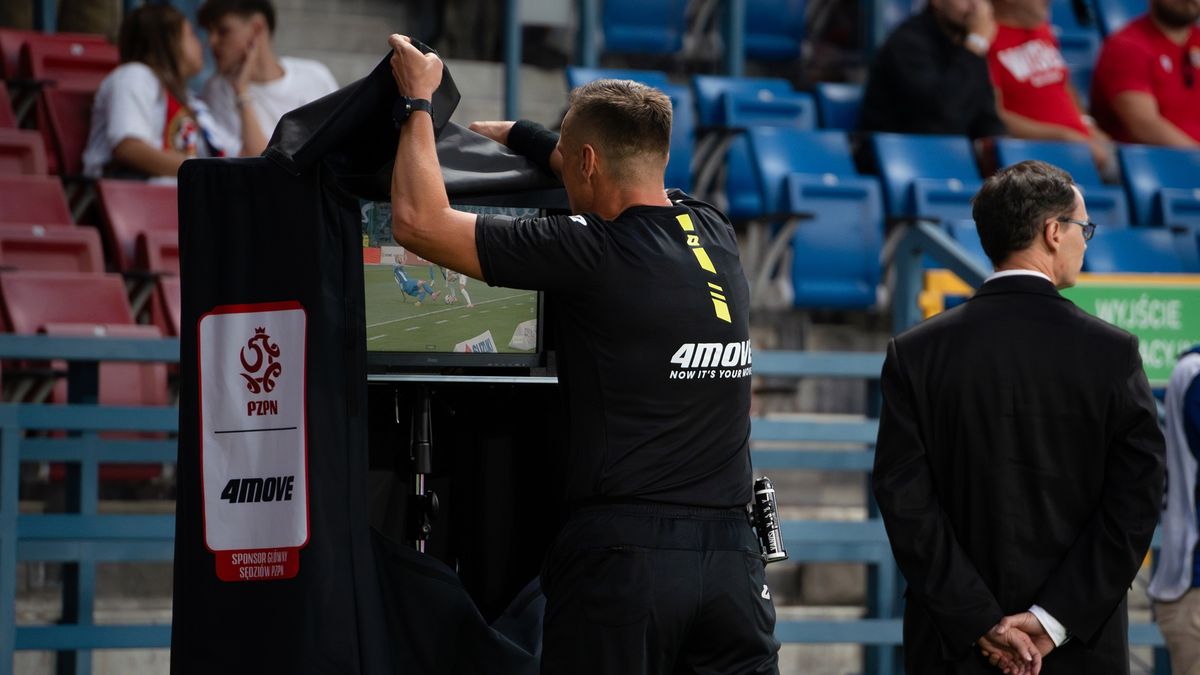 Getty Images / Marcin Golba / Na zdjęciu: system VAR