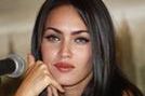 Megan Fox morduje chłopców