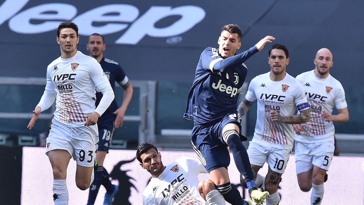 PAP/EPA / ALESSANDRO DI MARCO / Na zdjęciu: mecz Juventus FC - Benevento Calcio