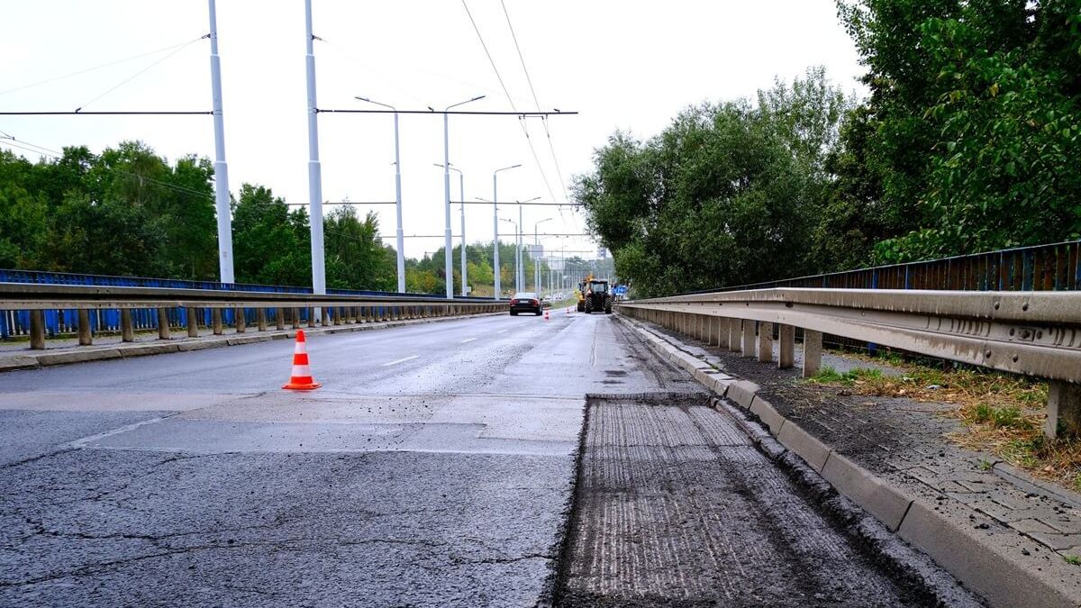 Prace drogowców na ul. Jana Pawła II w Lublinie