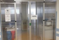 Koronawirus. Politechnika Wrocławska pomaga w walce z COVID-19. Naukowcy opracowali specjalne śluzy