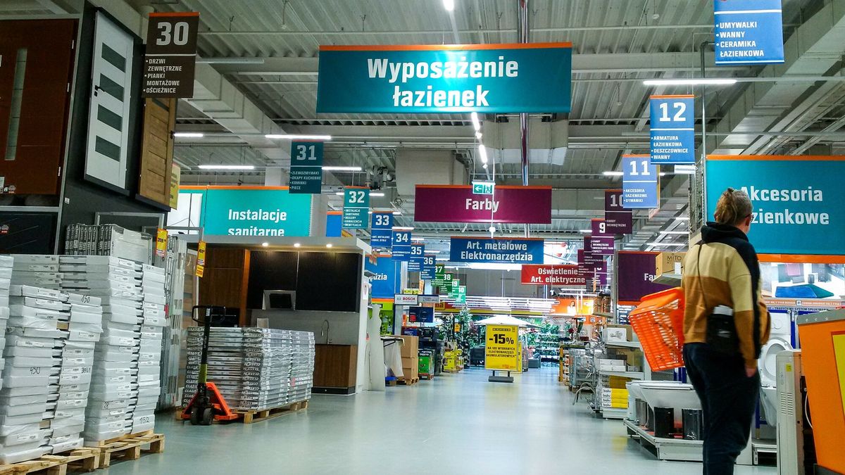 Reporter archiwum 2023 08
03.08.2023 Olsztyn fot. Artur Szczepanski/REPORTER n/z hipermarket budowlany OBI
Artur Szczepanski/REPORTER