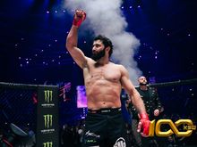 Chalidow trenuje i funkcjonuje w nocy