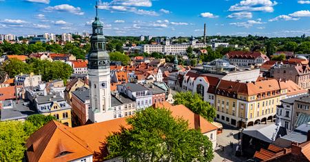 Pogoda w Zielonej Górze. Niedziela 16 listopada: chmury i przelotny deszcz