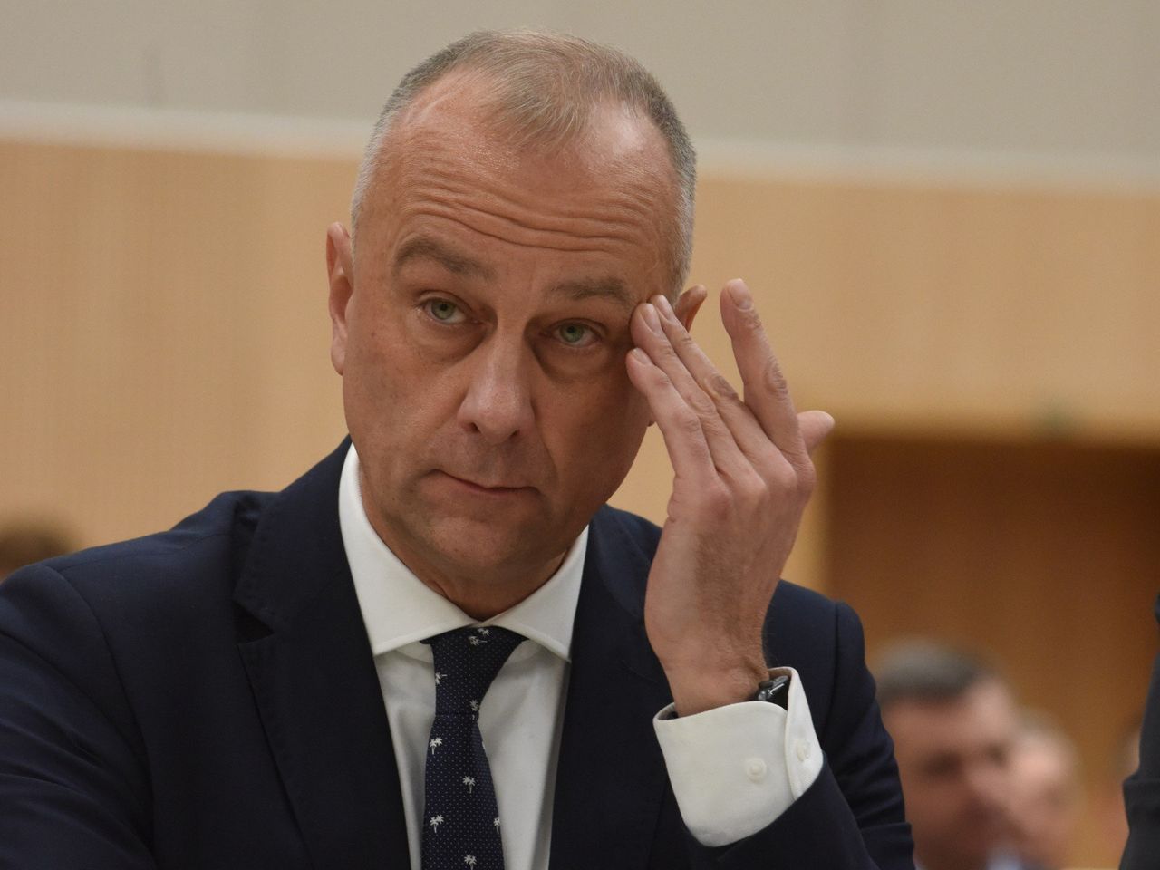 Marszałek Marcin Jabłoński podał się do dymisji. To pokłosie jego pirackiego "rajdu" i kolizji na S3