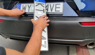 Kierowcy będą musieli wymienić tablice. Ważne zmiane od 2024 r.