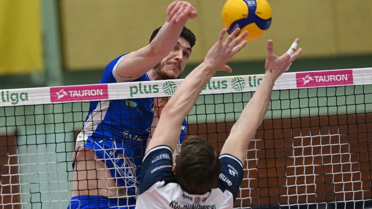 PAP / Piotr Nowak / Seweryn Lipiński w trakcie ataku