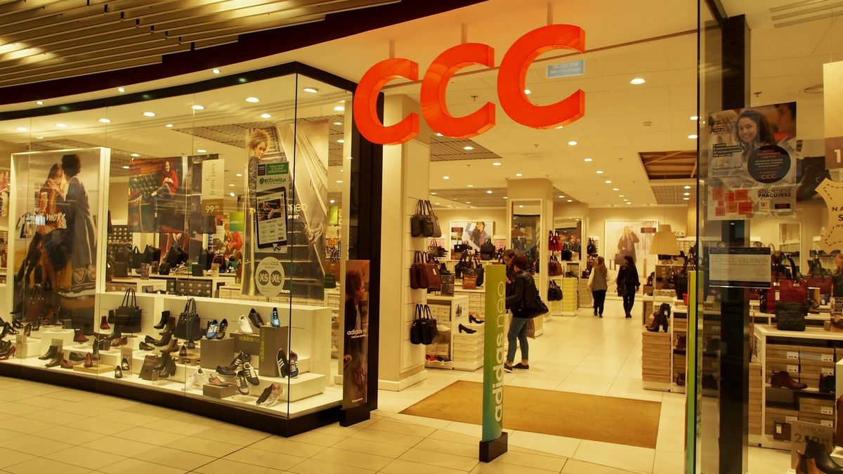 Eksperci nienajlepiej postrzegają zmiany zachodzące u największego polskiego producenta butów.