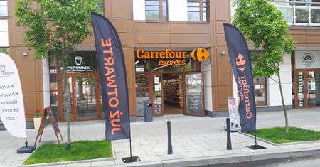 Carrefour szuka wspólnika. Fuzja z Kanadyjczykami nie wyszła