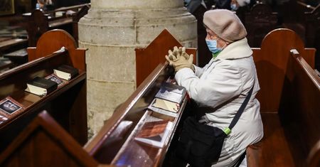 Episkopat chce poluzowania obostrzeń w kościołach. "Niesprawiedliwość"