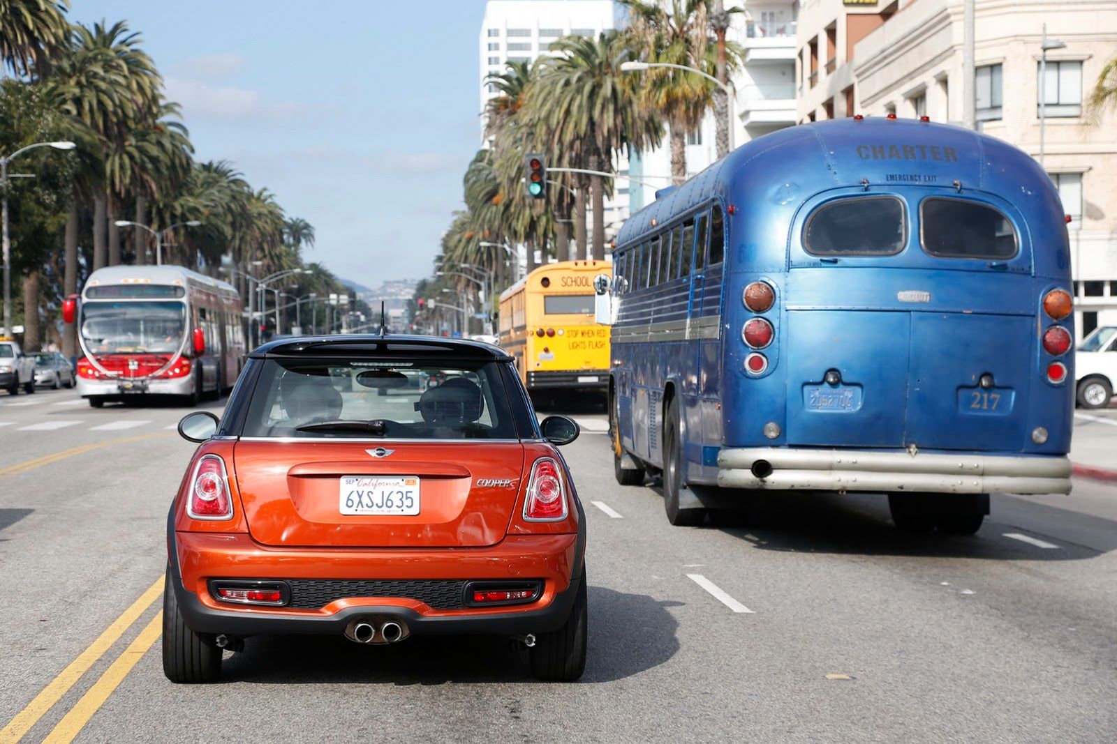 Galeria Mini jako celebracja sprzedaży półmilionowego egzemplarza w USA 126